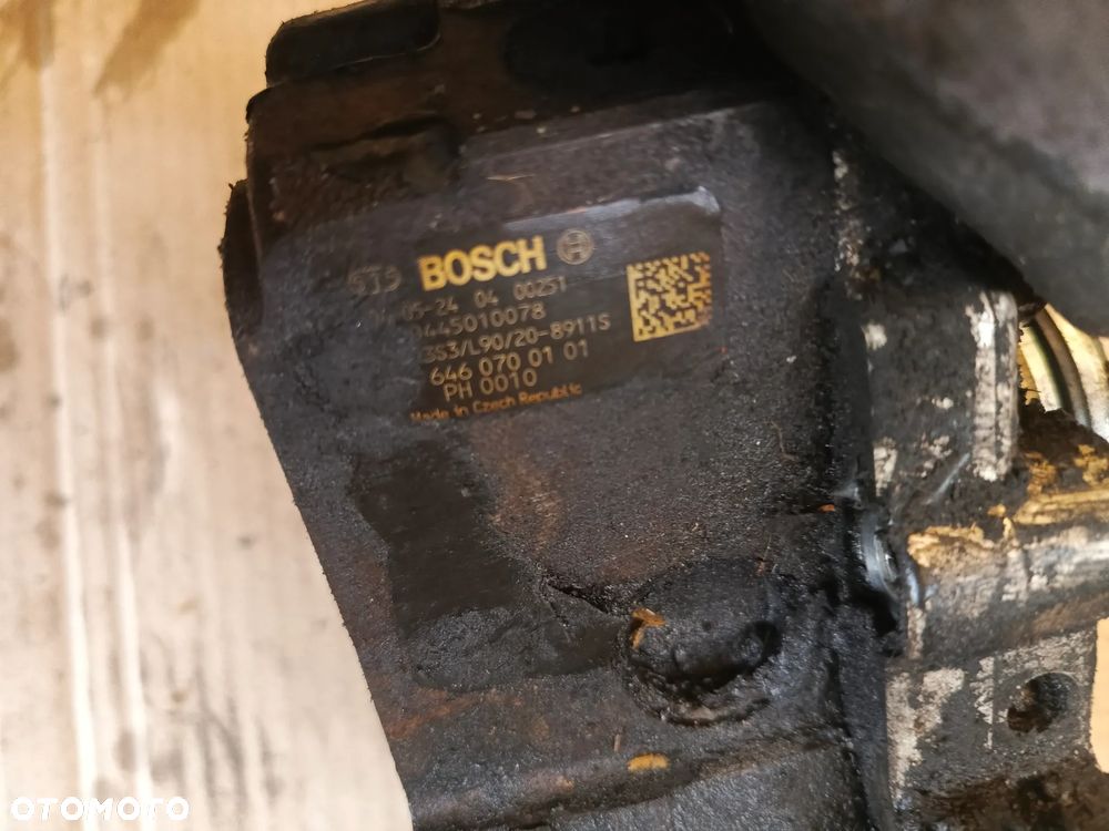 A6460700101 POMPA WTRYSKOWA MERCEDES VITO W639 2.2 CDI