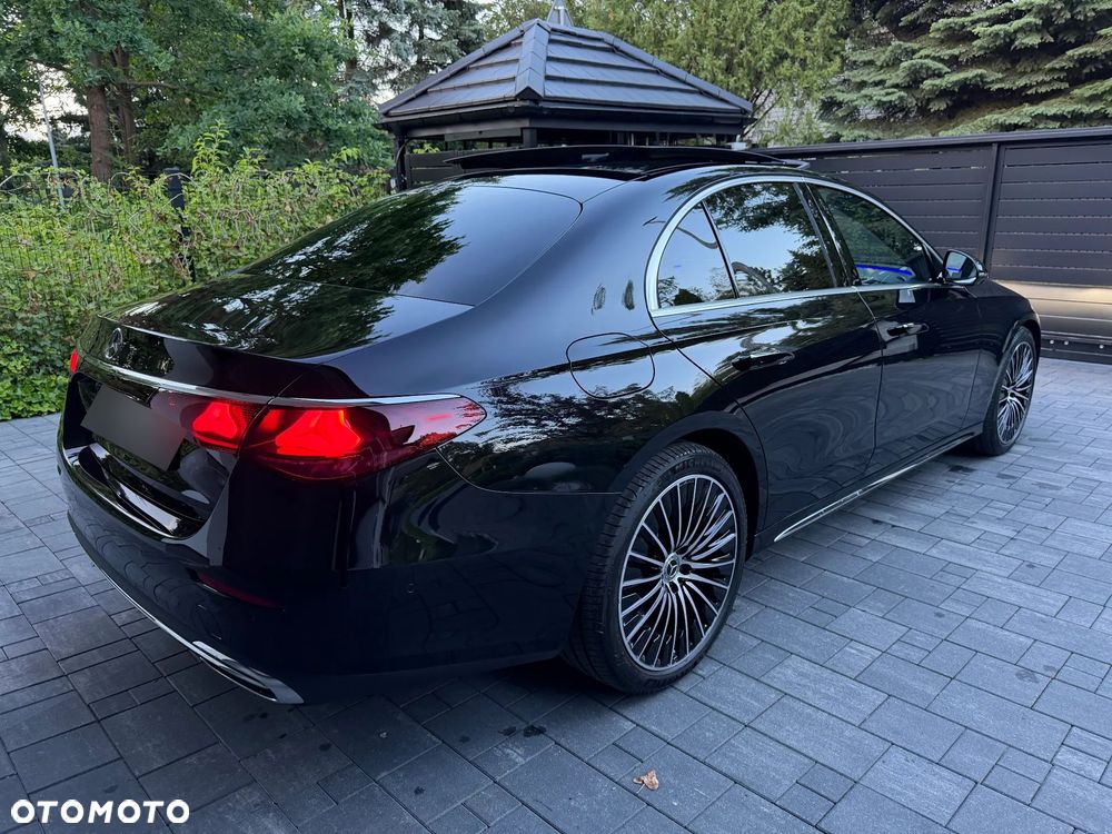 Mercedes-Benz Klasa E 220 d mHEV Exclusive 9G-Tronic - 2