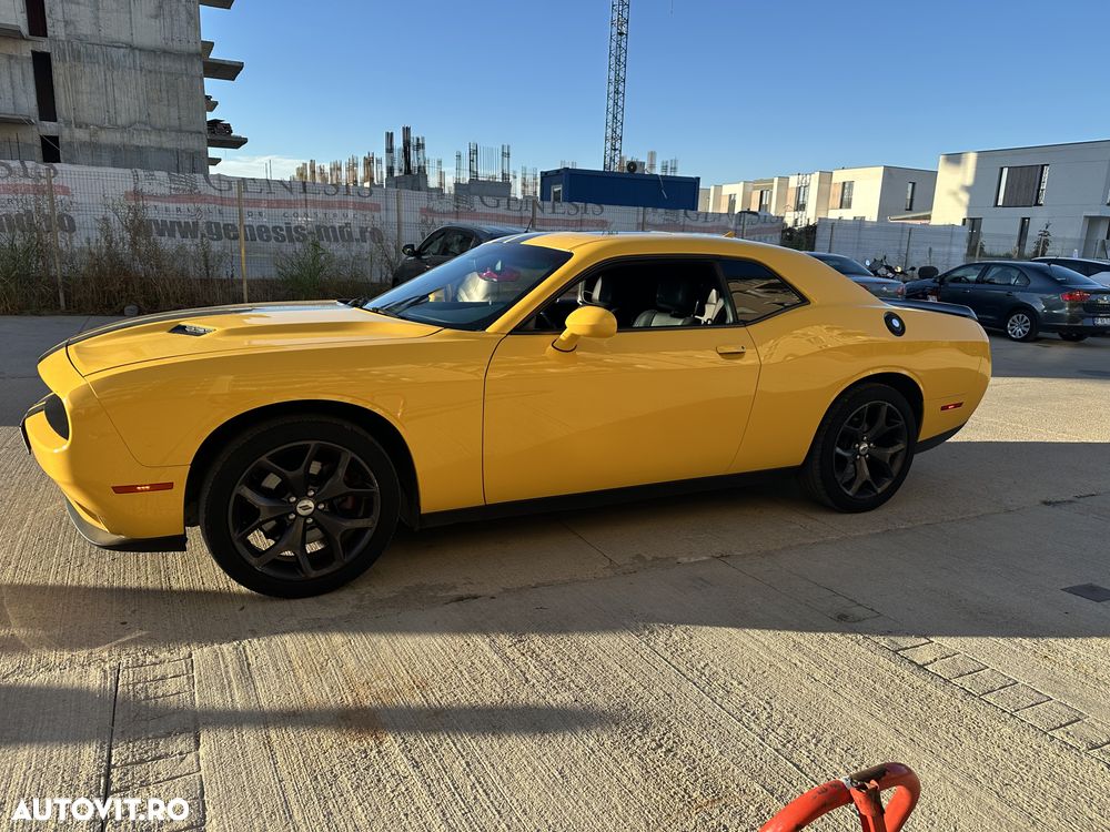 Dodge Challenger - 5