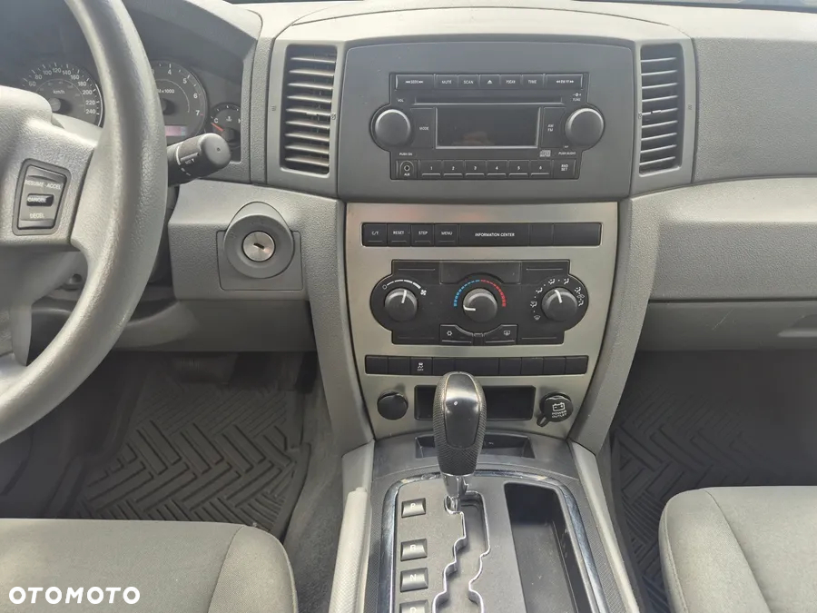 Jeep Grand Cherokee 3.7 V6 - 26