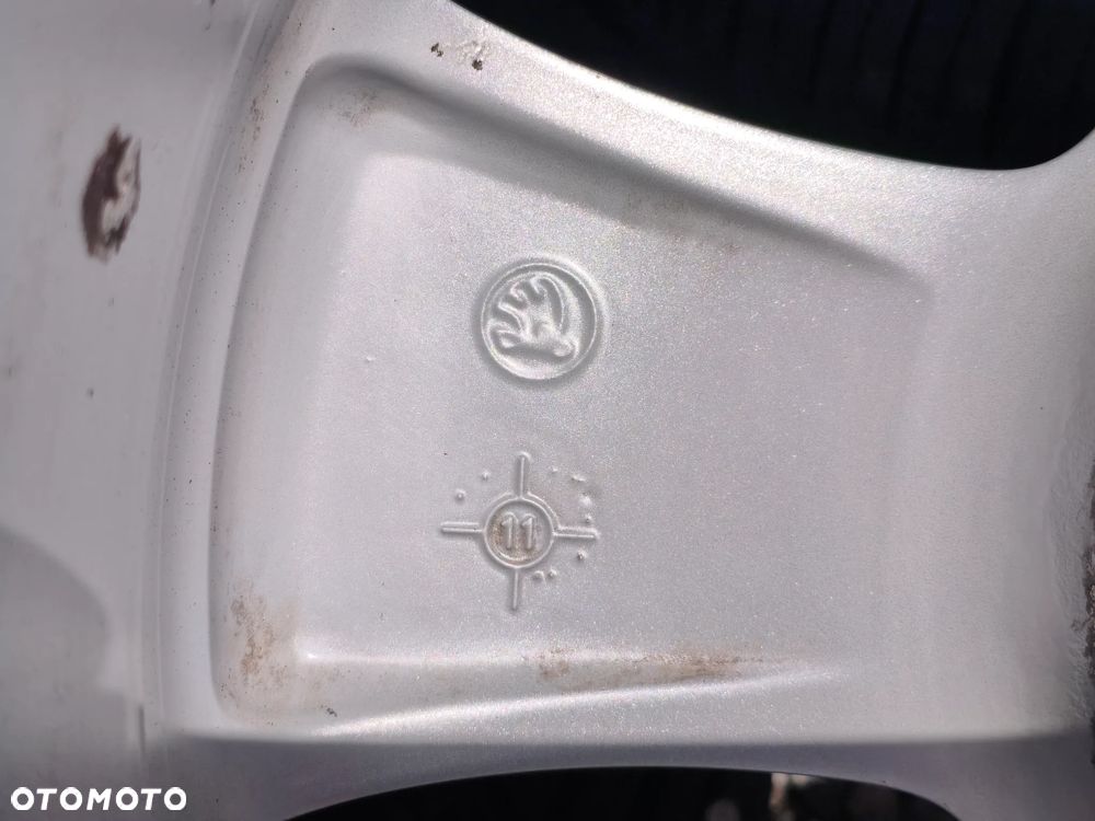 Koła letnie 17 alufelgi Skoda Yeti, Octavia, Superb, Tiguan, Sharan 7n - 12