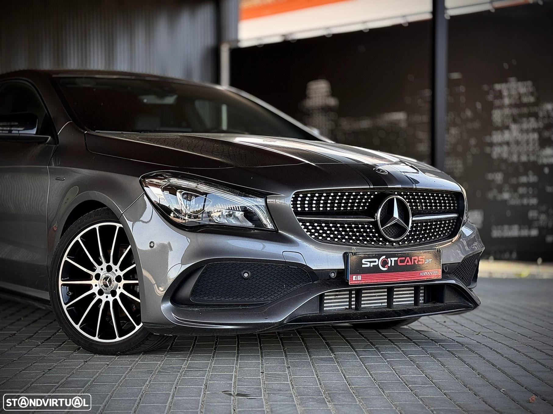Mercedes-Benz CLA 200 d Shooting Brake AMG Line Aut. - 4