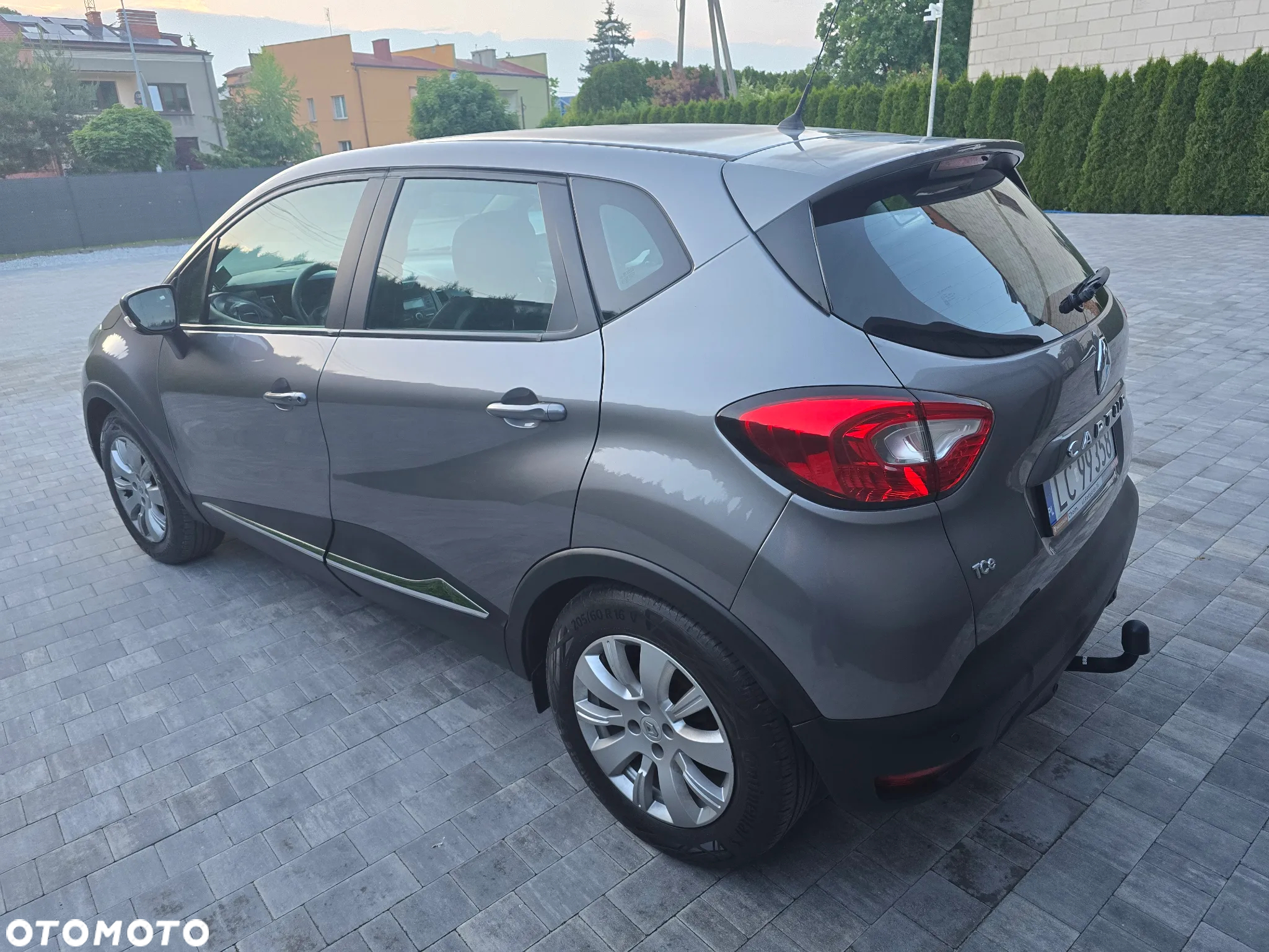 Renault Captur - 3