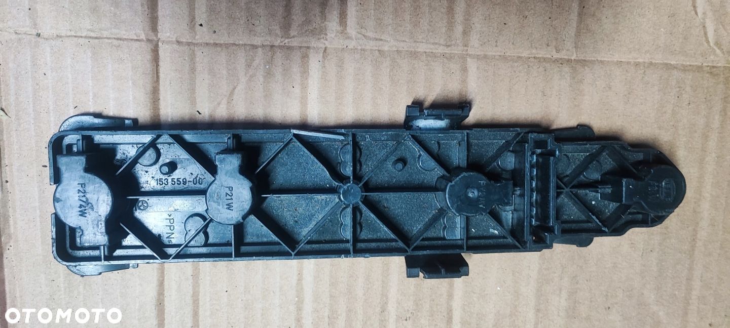 MERCEDES W203 KOMBI WKŁAD LAMPY LEWEJ TYŁ 15355900 - 1