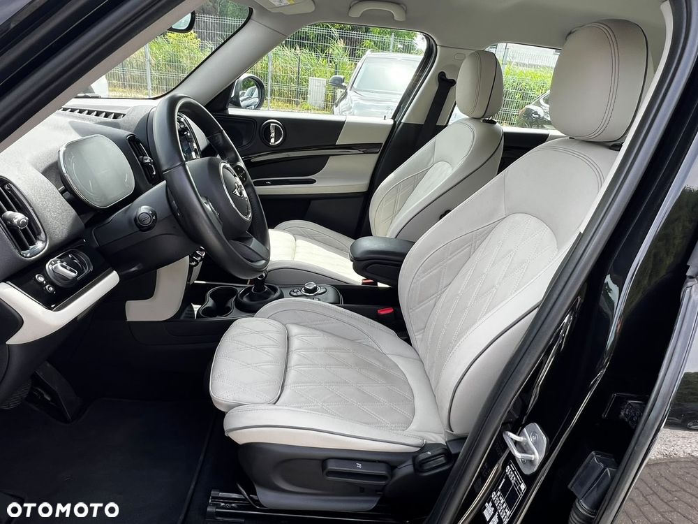 MINI Countryman Cooper Untamed Edition - 10