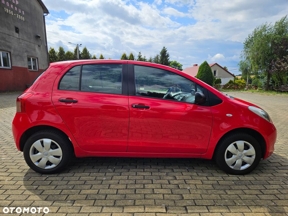 Toyota Yaris 1.0 Terra - 6