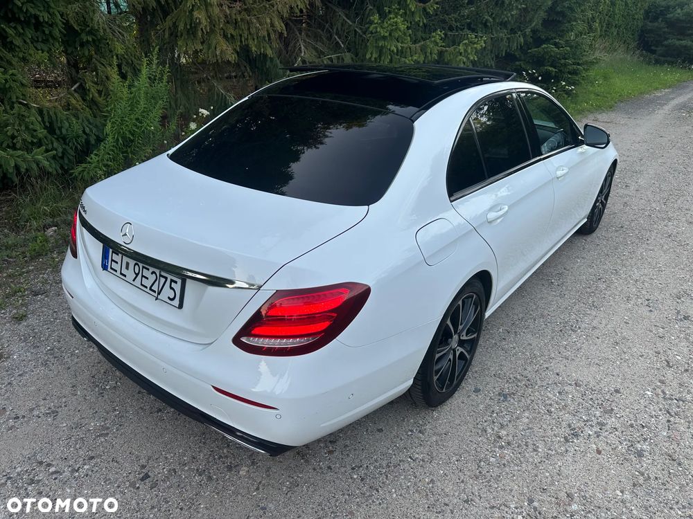 Mercedes-Benz Klasa E 220 d 9G-TRONIC - 13