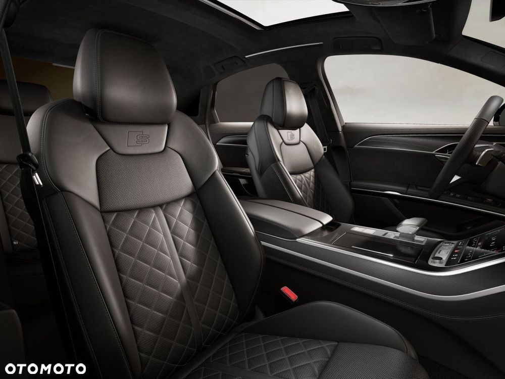 Audi A8 - 7