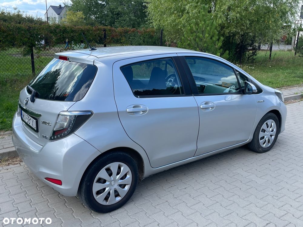 Toyota Yaris - 7