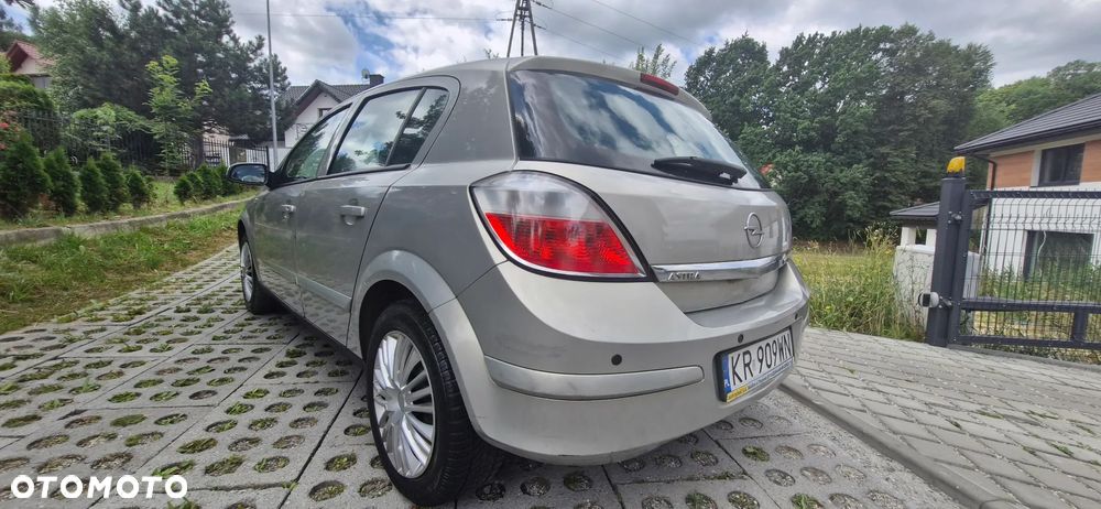 Opel Astra 1.9 CDTI - 6