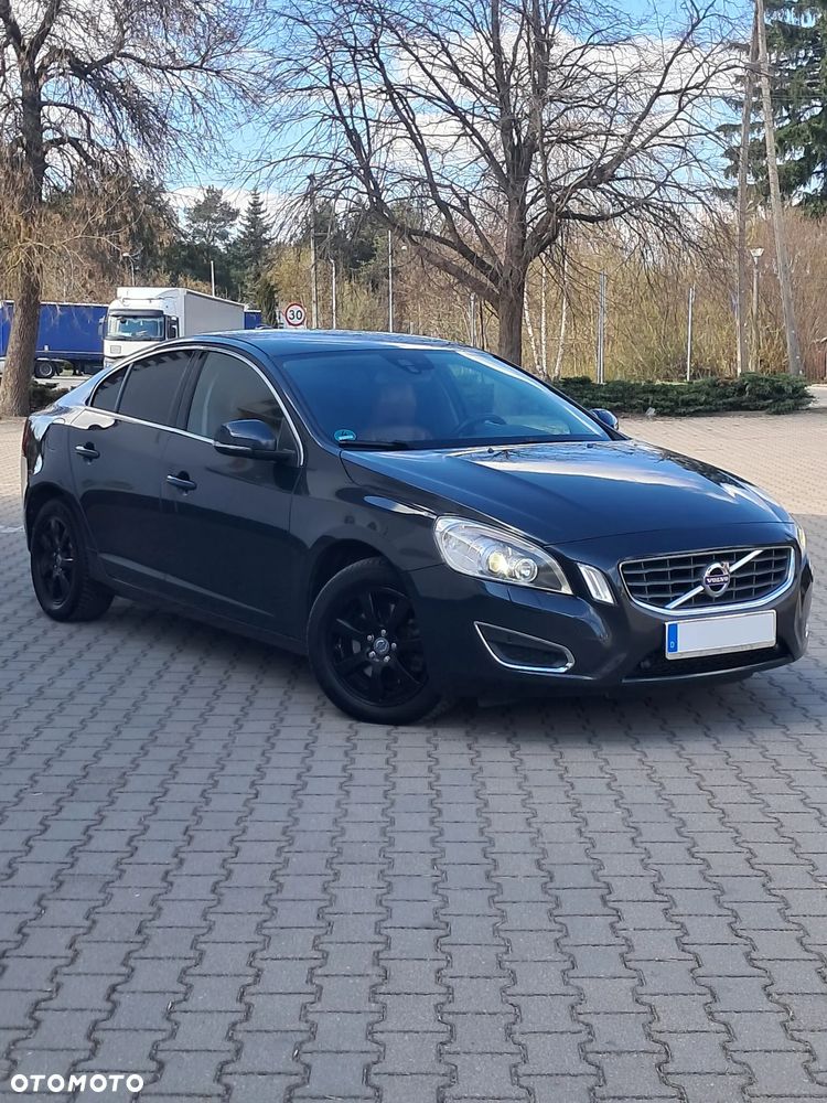 Volvo S60 D3 Summum - 12