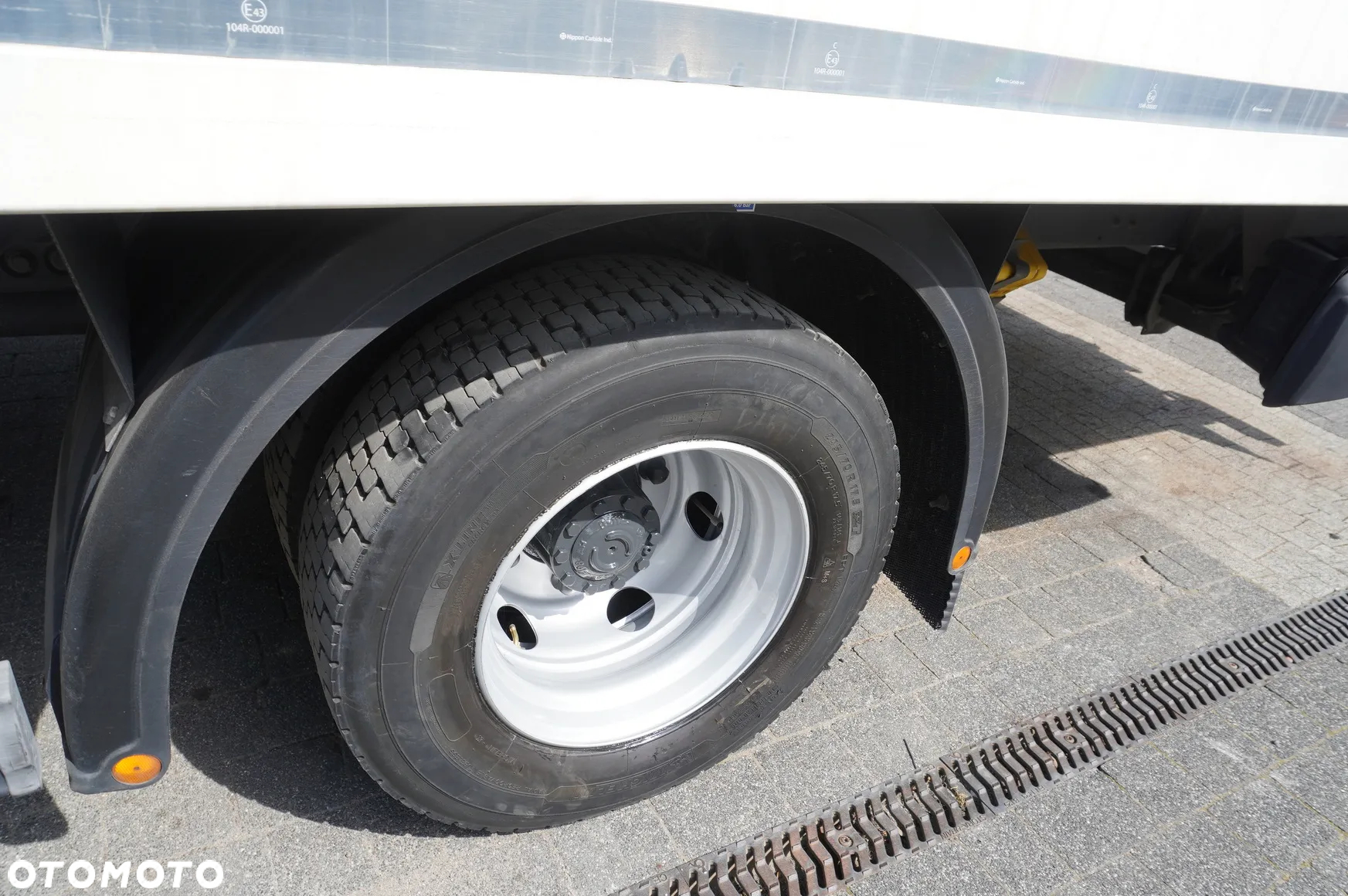 Renault D12 Euro 6 / 18 palet / Winda / r.2017 - 25
