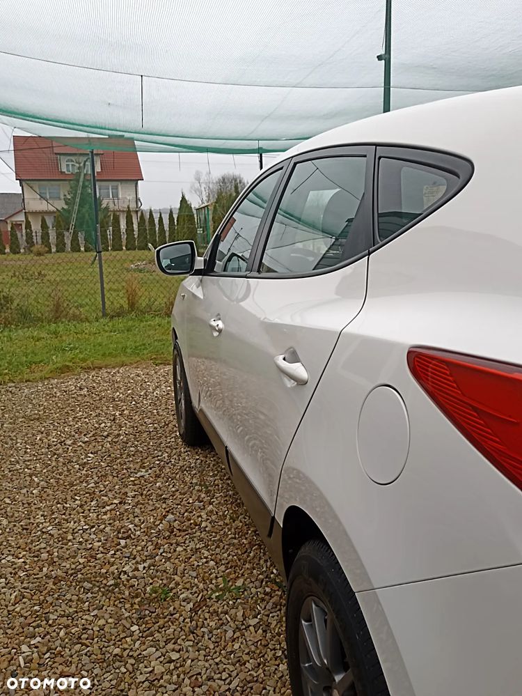Hyundai ix35 blue 1.6 2WD Finale Silver - 35