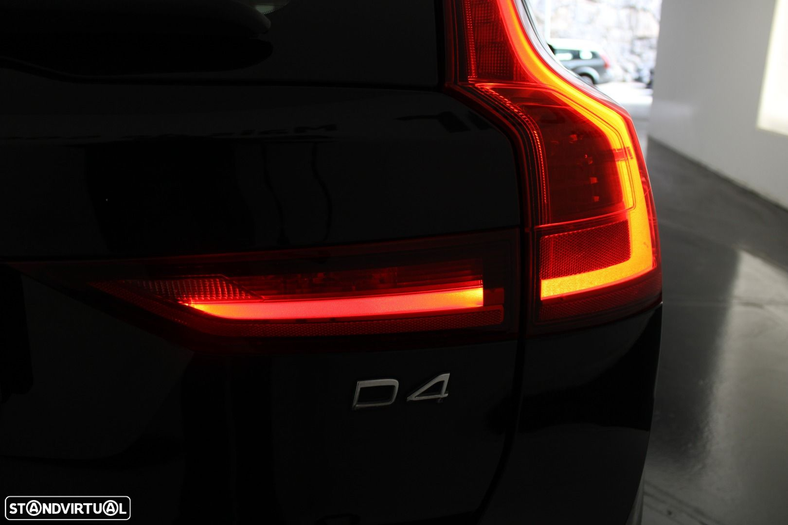 Volvo V90 - 32