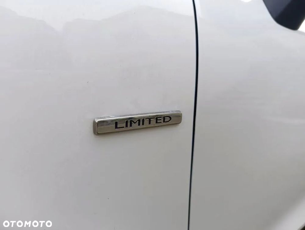 Renault Clio 1.2 16V Limited EU6 - 23