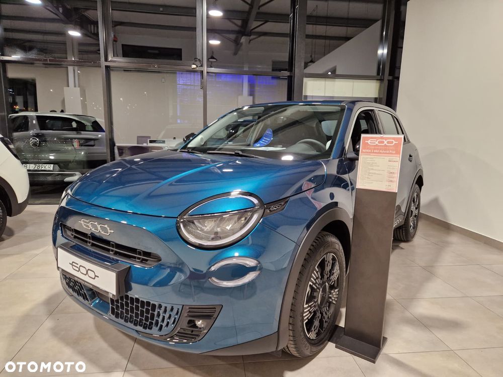 Fiat 600 ver-1-2-turbo-hybrid-edct - 3