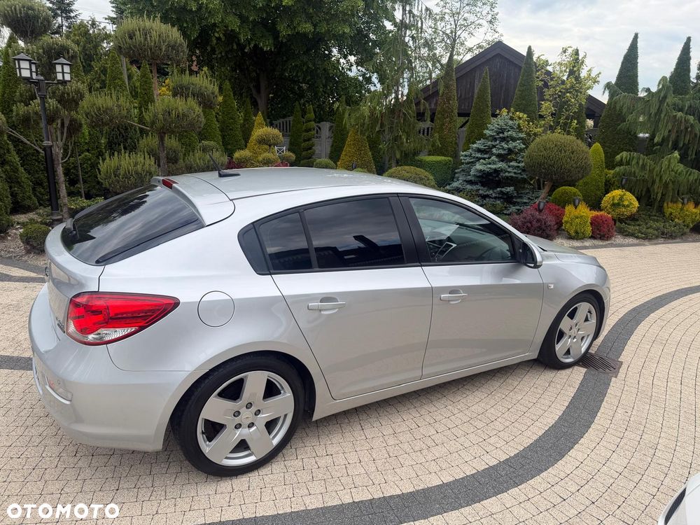 Chevrolet Cruze 2.0 LTZ - 10