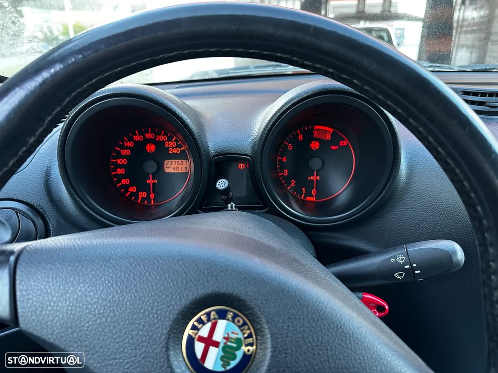 Alfa Romeo 156 1.6 TS - 10