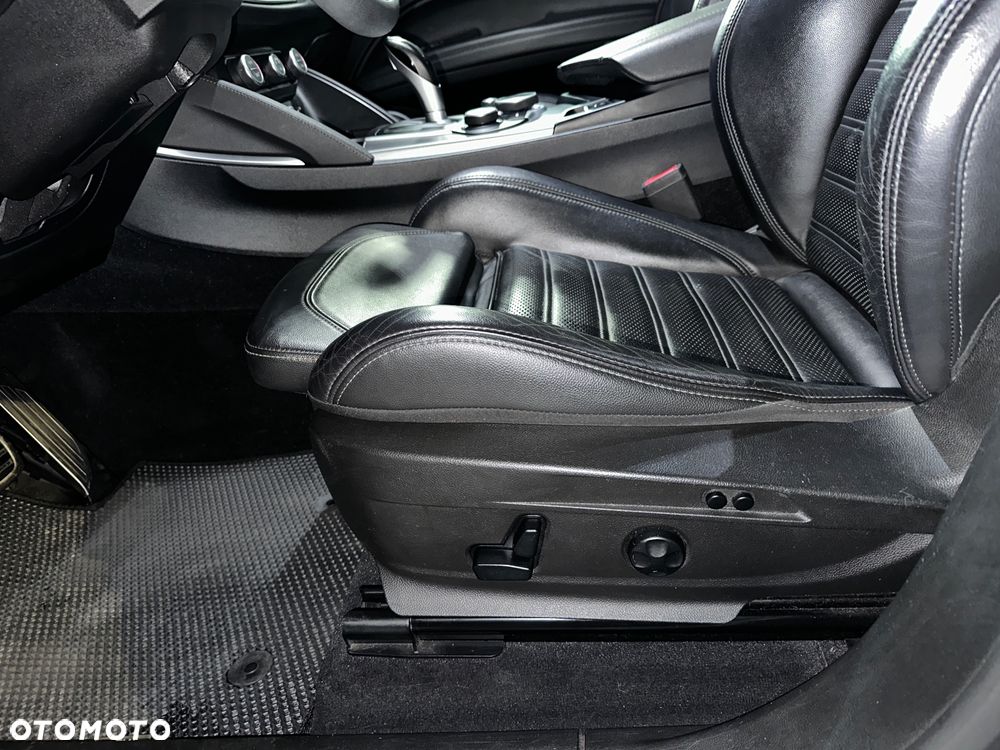Alfa Romeo Stelvio 2.0 Turbo Executive Q4 - 30