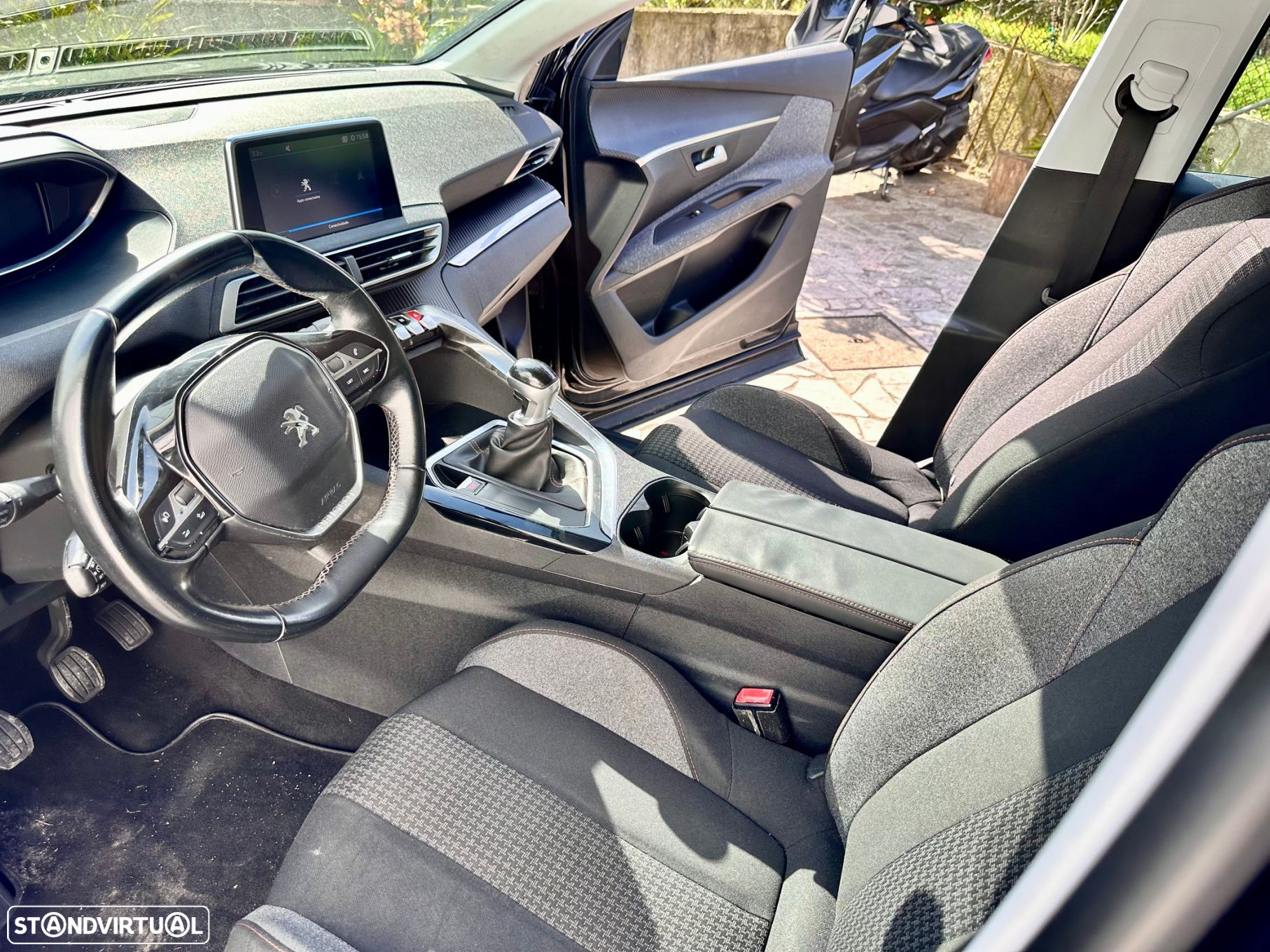 Peugeot 3008 1.2 PureTech Active - 25