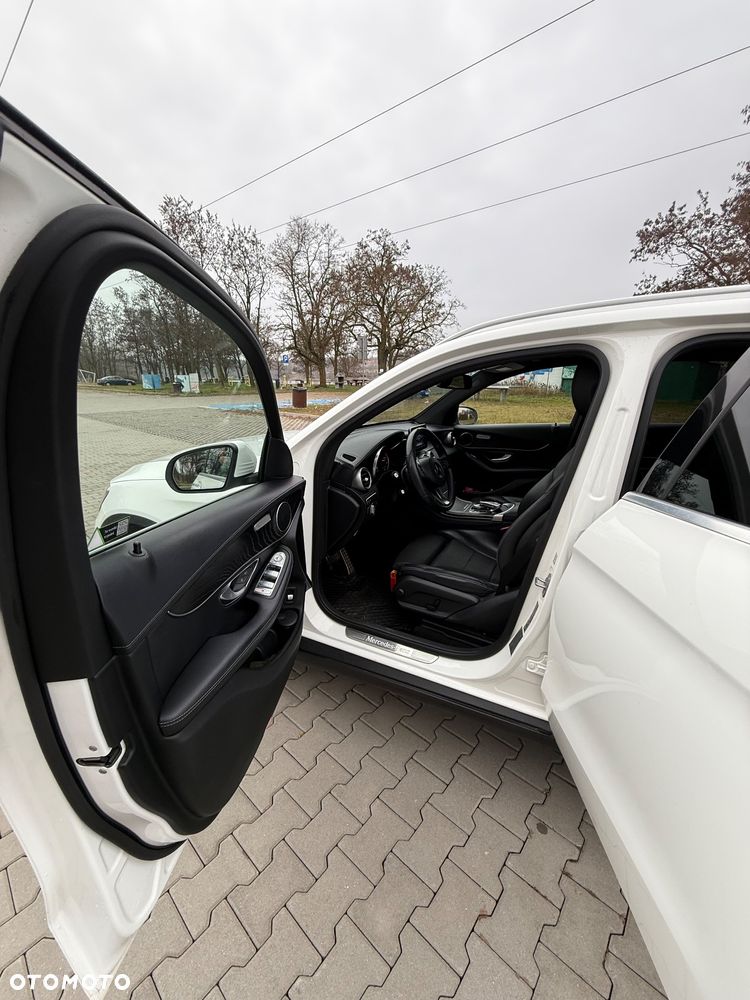 Mercedes-Benz GLC - 18