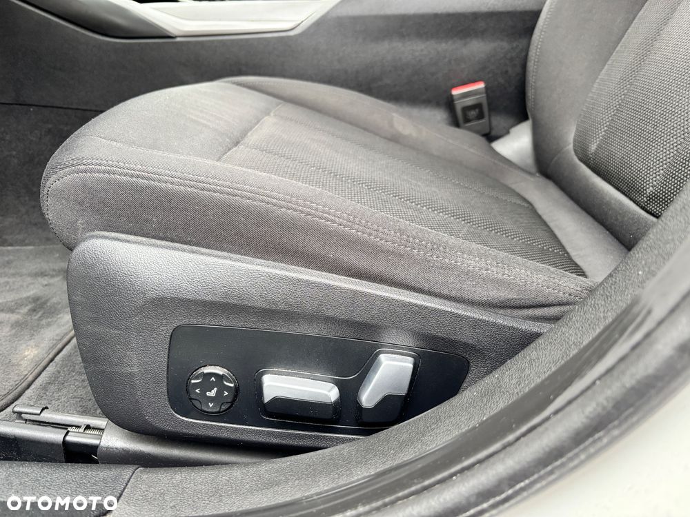 BMW Seria 3 320d Advantage - 8