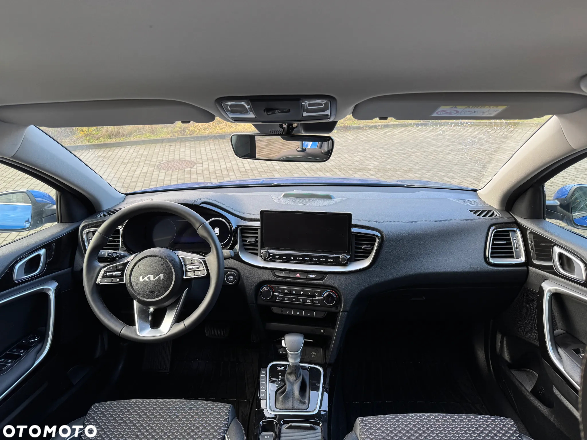 Kia XCeed - 8