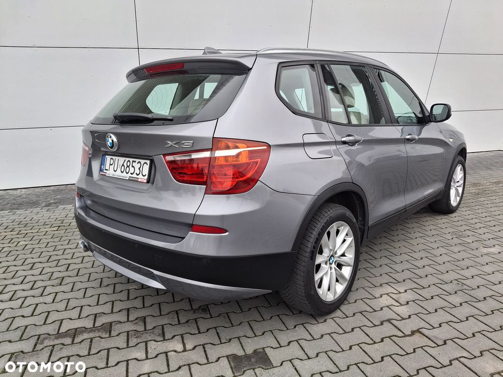 BMW X3 xDrive20d - 23