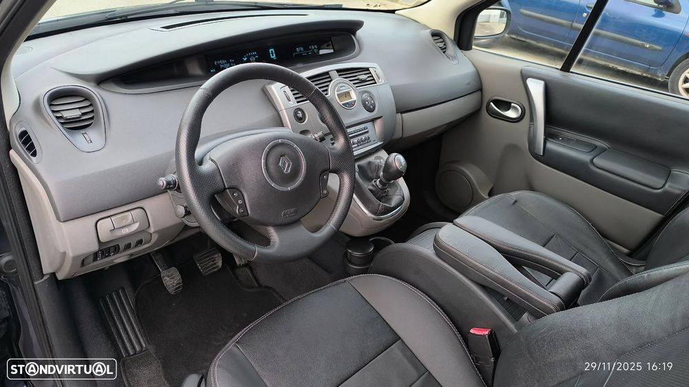 Renault Scénic 1.5 dCi Dynamique S - 25