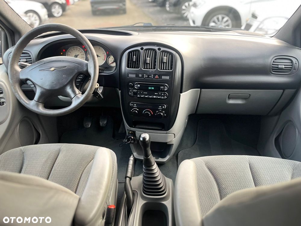 Chrysler Grand Voyager 2.5 CRD Limited - 5