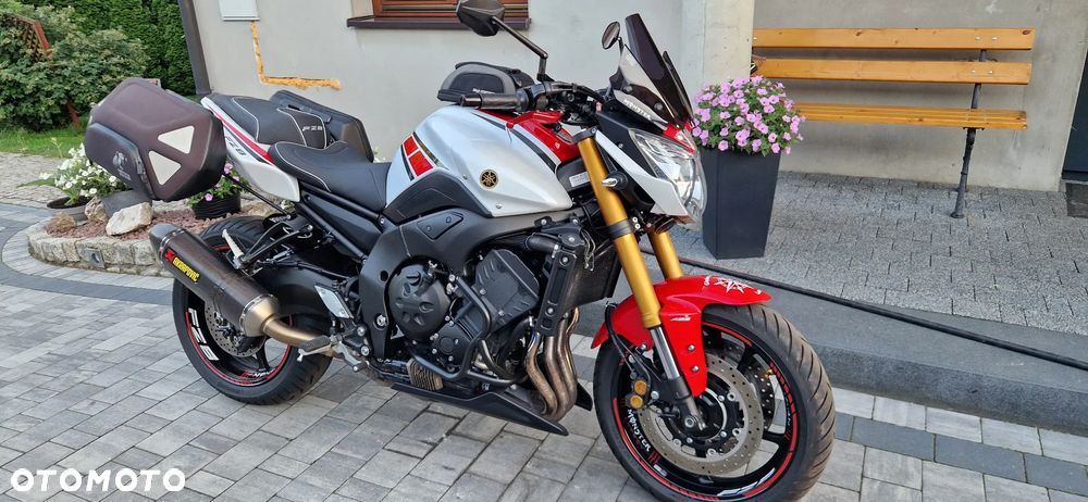 Yamaha FZ8 - 1