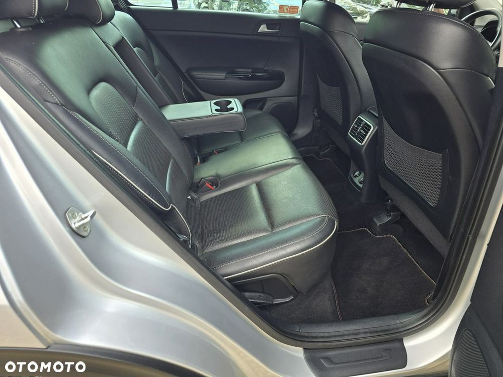Kia Sportage - 13