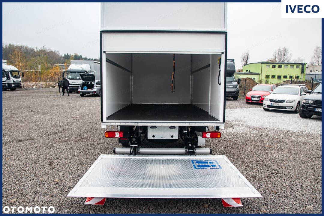 Iveco Daily 35S18 Kontener 8EP + Winda 180KM - 15