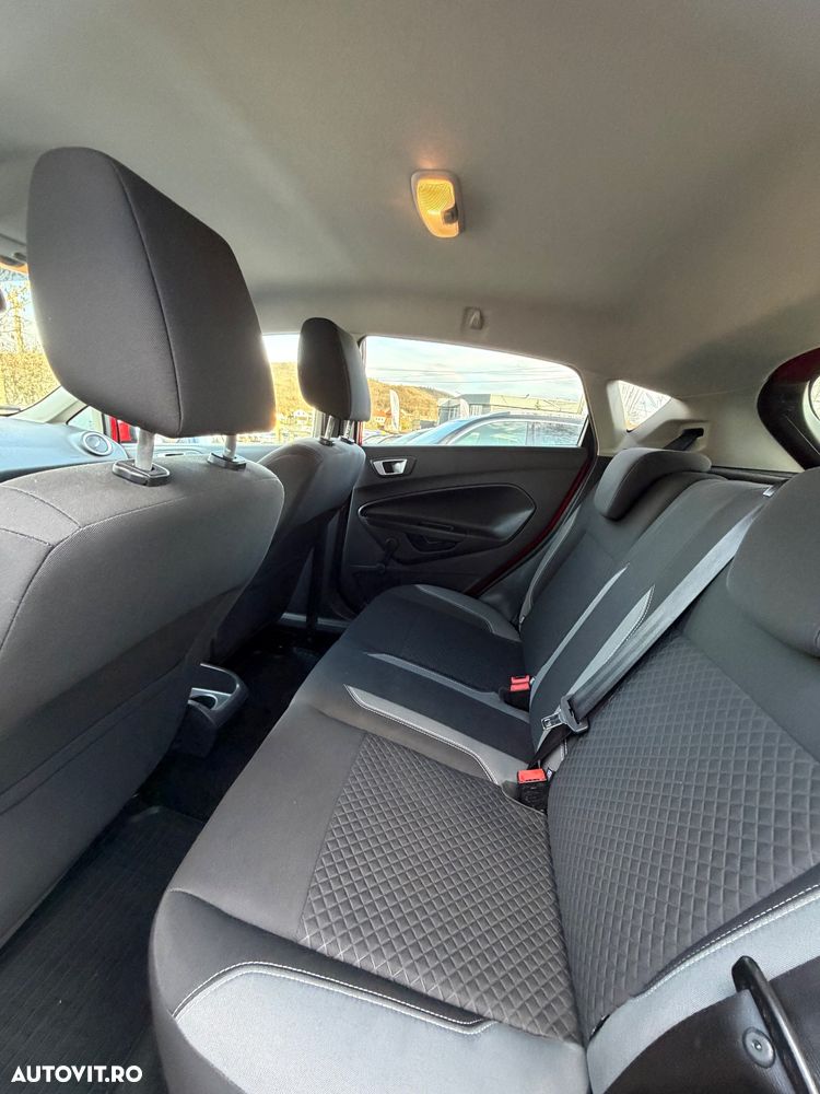 Ford Fiesta 1.25 Trend - 13