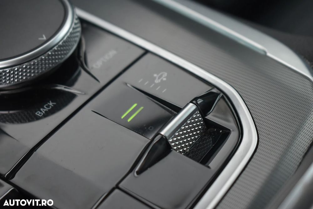 BMW X5 xDrive45e - 17