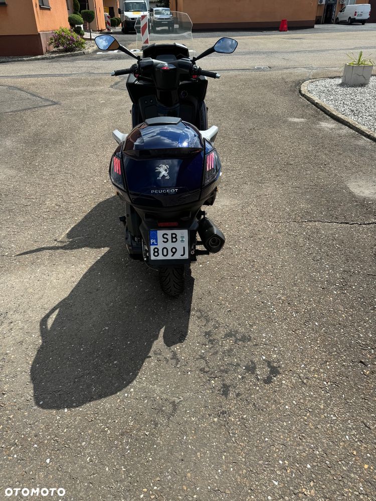 Peugeot Metropolis - 6