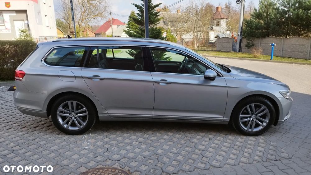 Volkswagen Passat 2.0 TDI SCR DSG Highline - 12