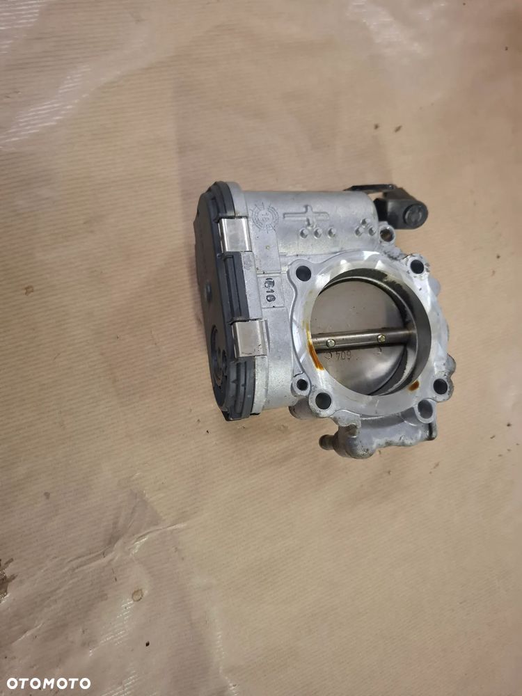 Land Rover Defender 3,0 PRZEPUSTNICA K4P3-9F991-AA - 2