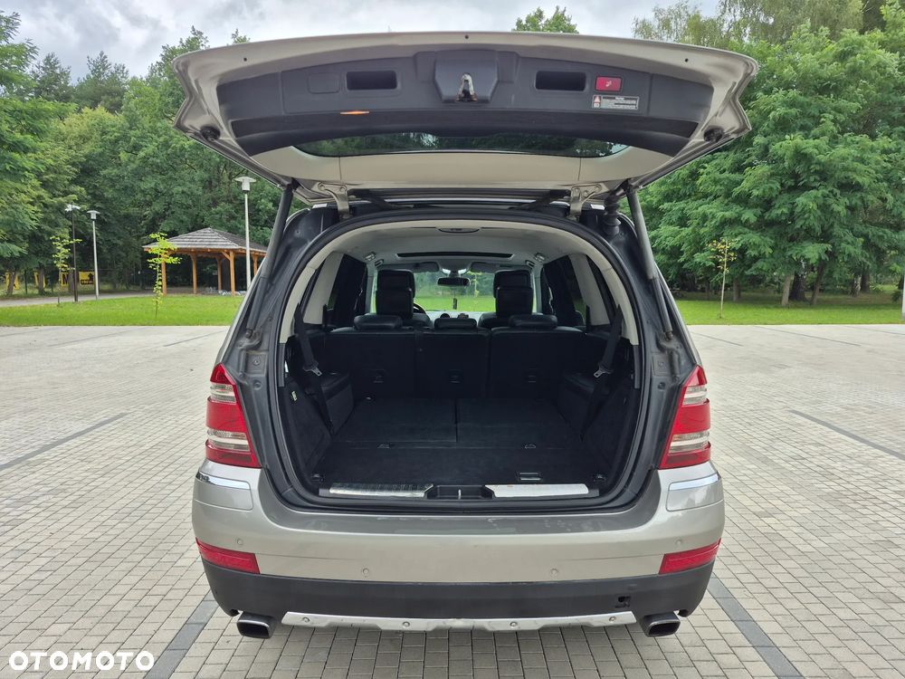Mercedes-Benz GL 450 4Matic 7G-TRONIC - 33