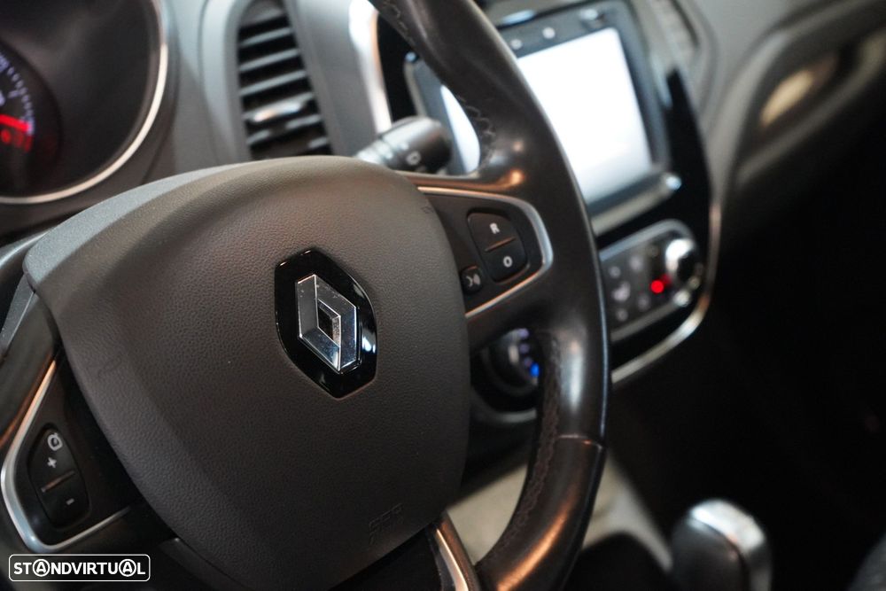 Renault Captur - 25