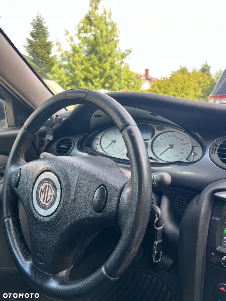 MG ZT - 8