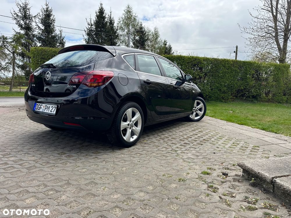 Opel Astra - 20