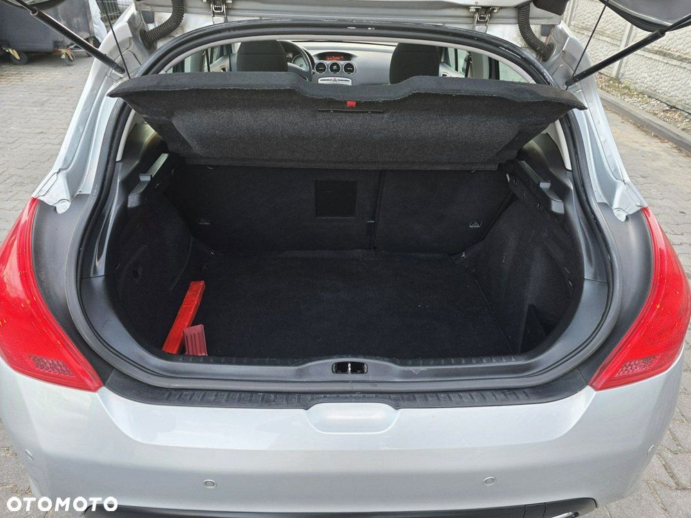Peugeot 308 HDi FAP 110 Platinum - 29