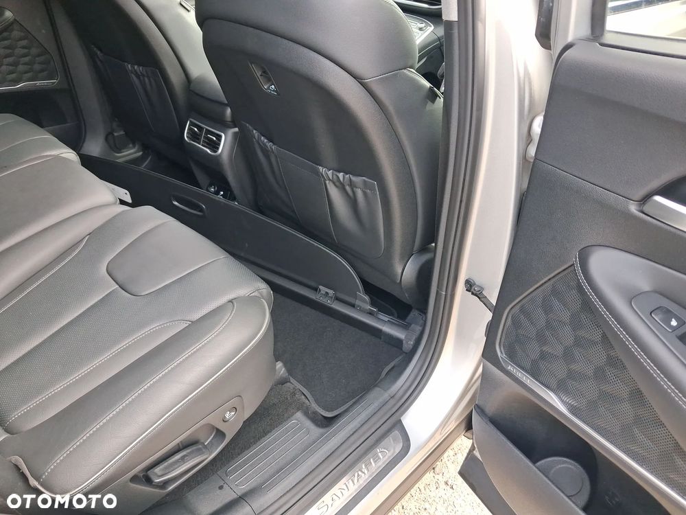 Hyundai Santa Fe 1.6 T-GDI HEV Platinum 4WD - 24