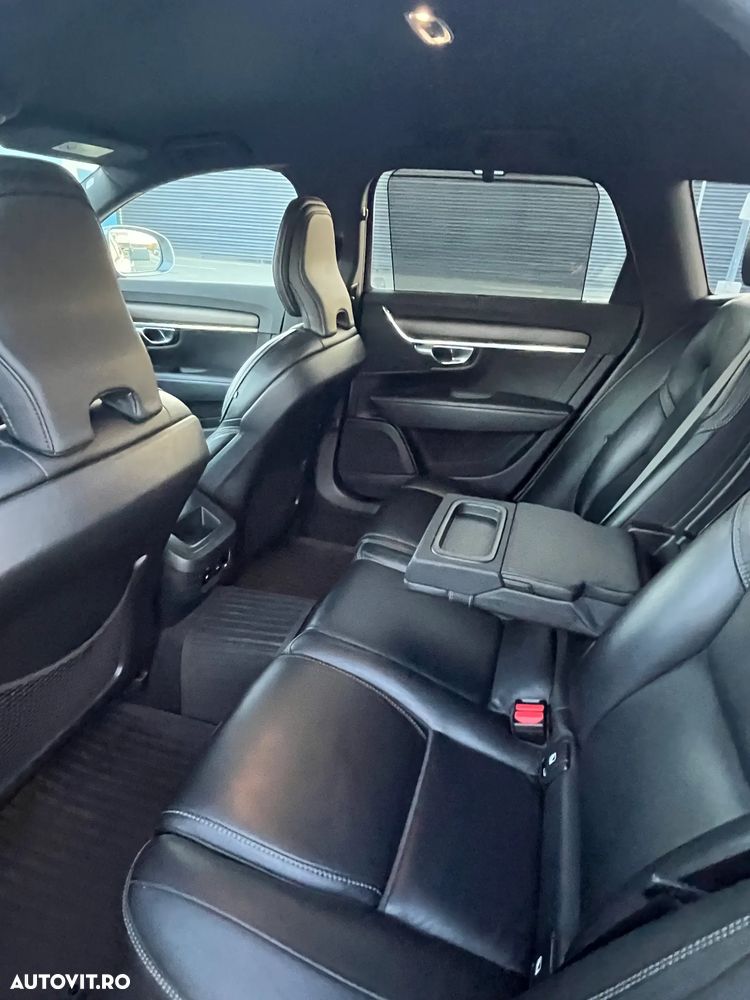 Volvo V90 - 19