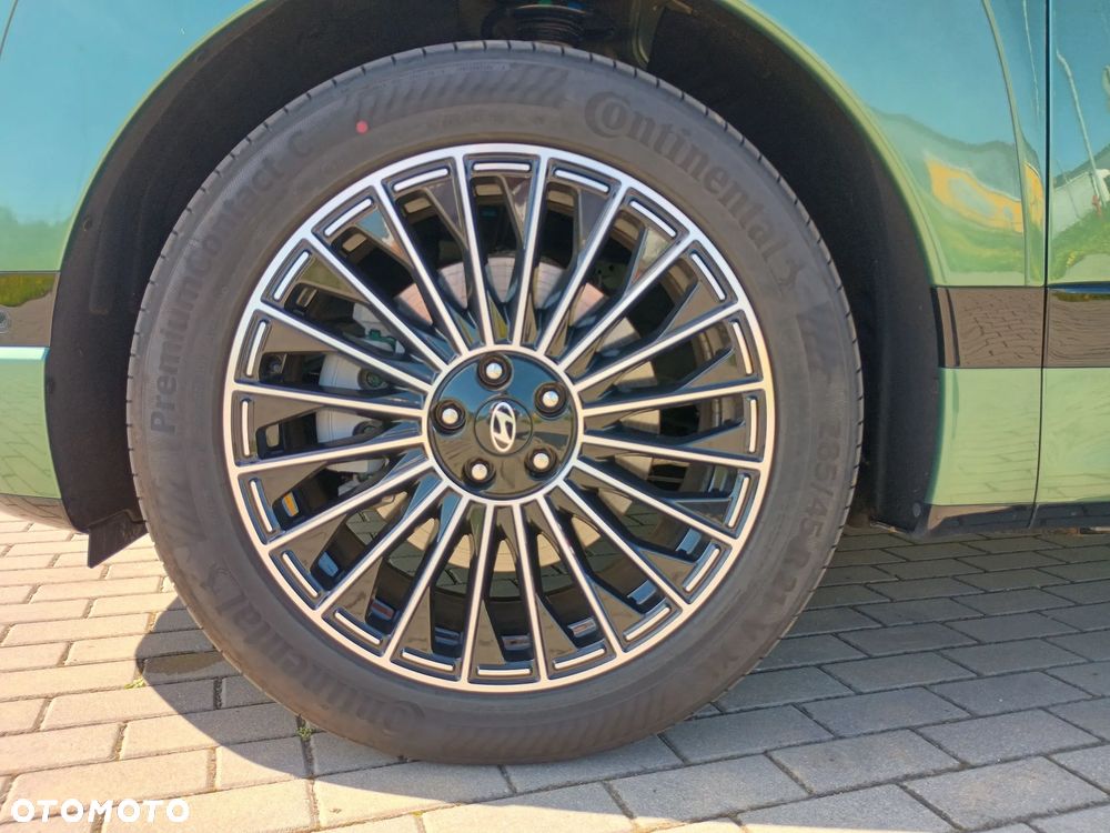 Hyundai IONIQ 9 110kWh Calligraphy AWD - 19