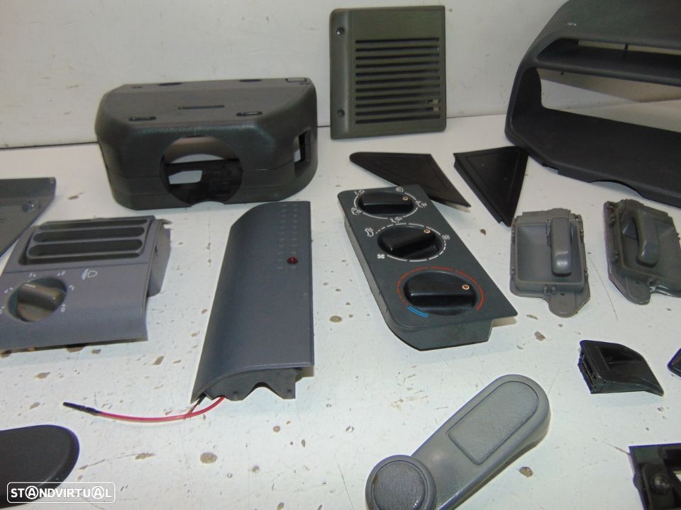 Peugeot 205 várias peças - 5