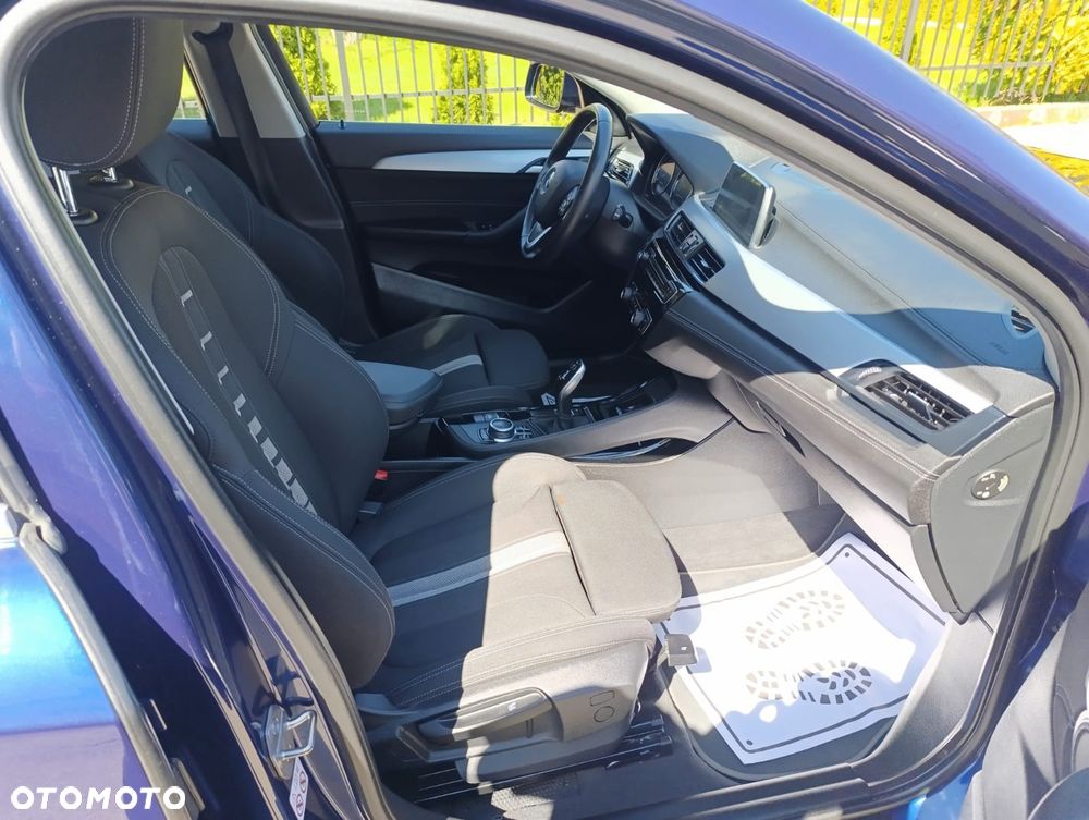 BMW X2 sDrive18d Business Edition sport - 17