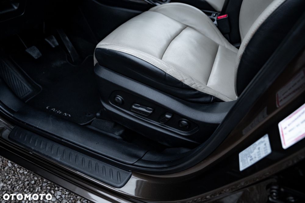 Kia Carens 1.7 CRDi L 7os - 18