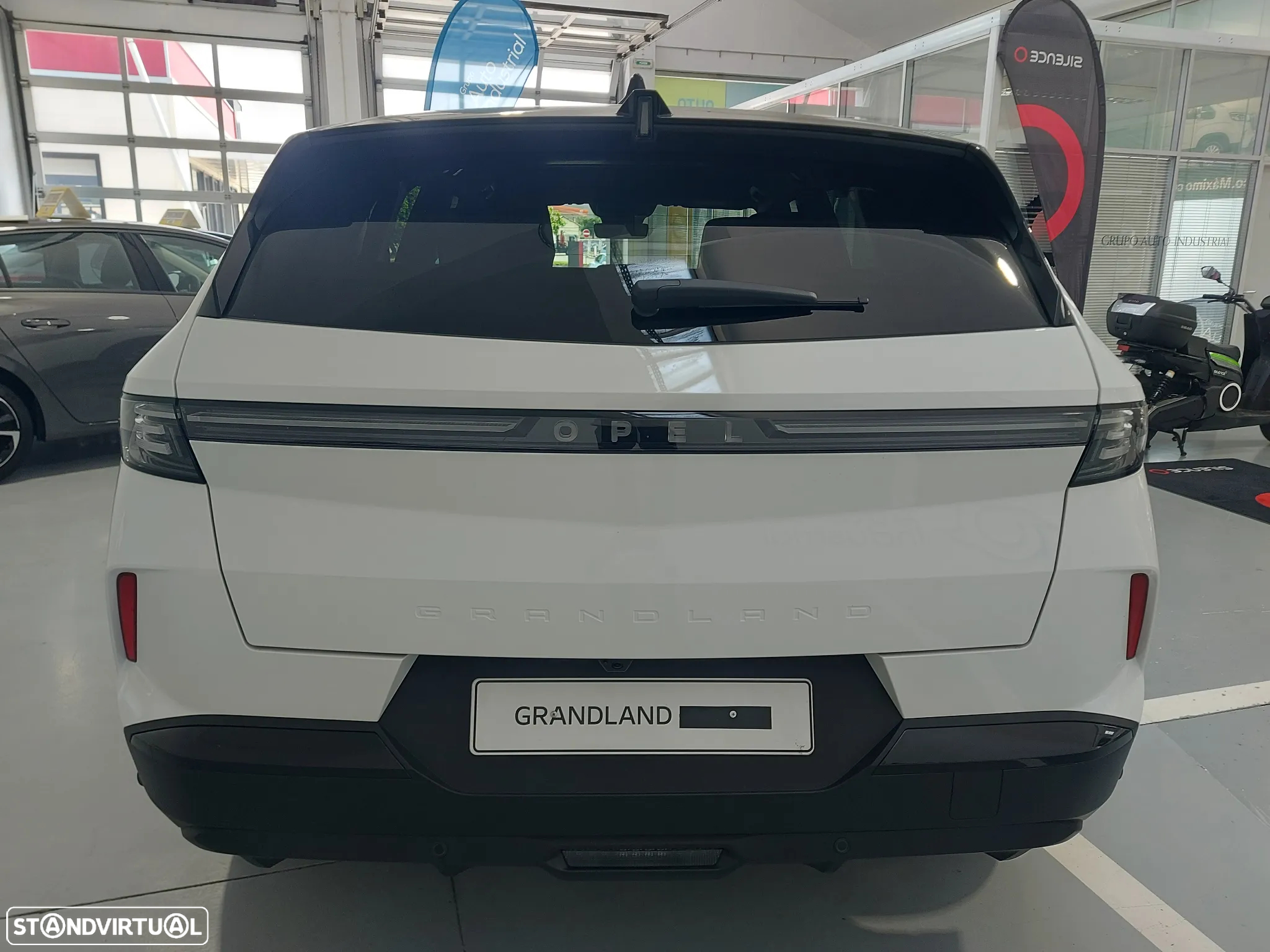 Opel Grandland 1.2 Hybrid GS eDCT - 12